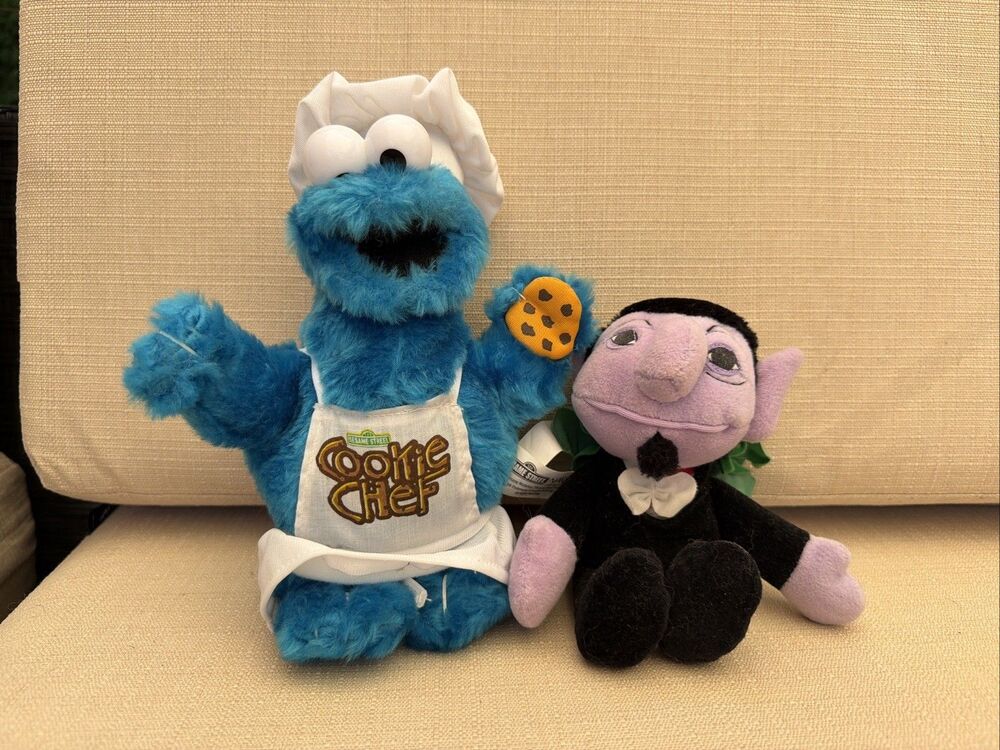 SESAME STREET COOKIE MONSTER COOKIE CHEF And The Count Vampire Lot